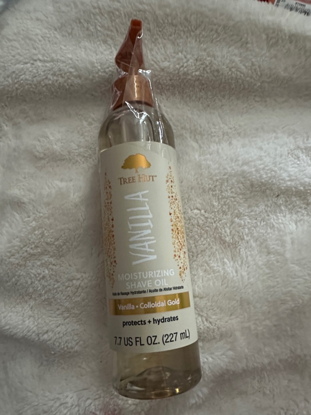 Tree Hut Vanilla Moisturizing Shave Oil – Golden Vanilla